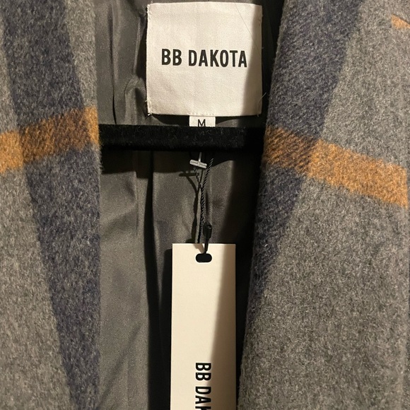 BB Dakota Elementary Plaid Fringed Coat - Picture 4 of 8